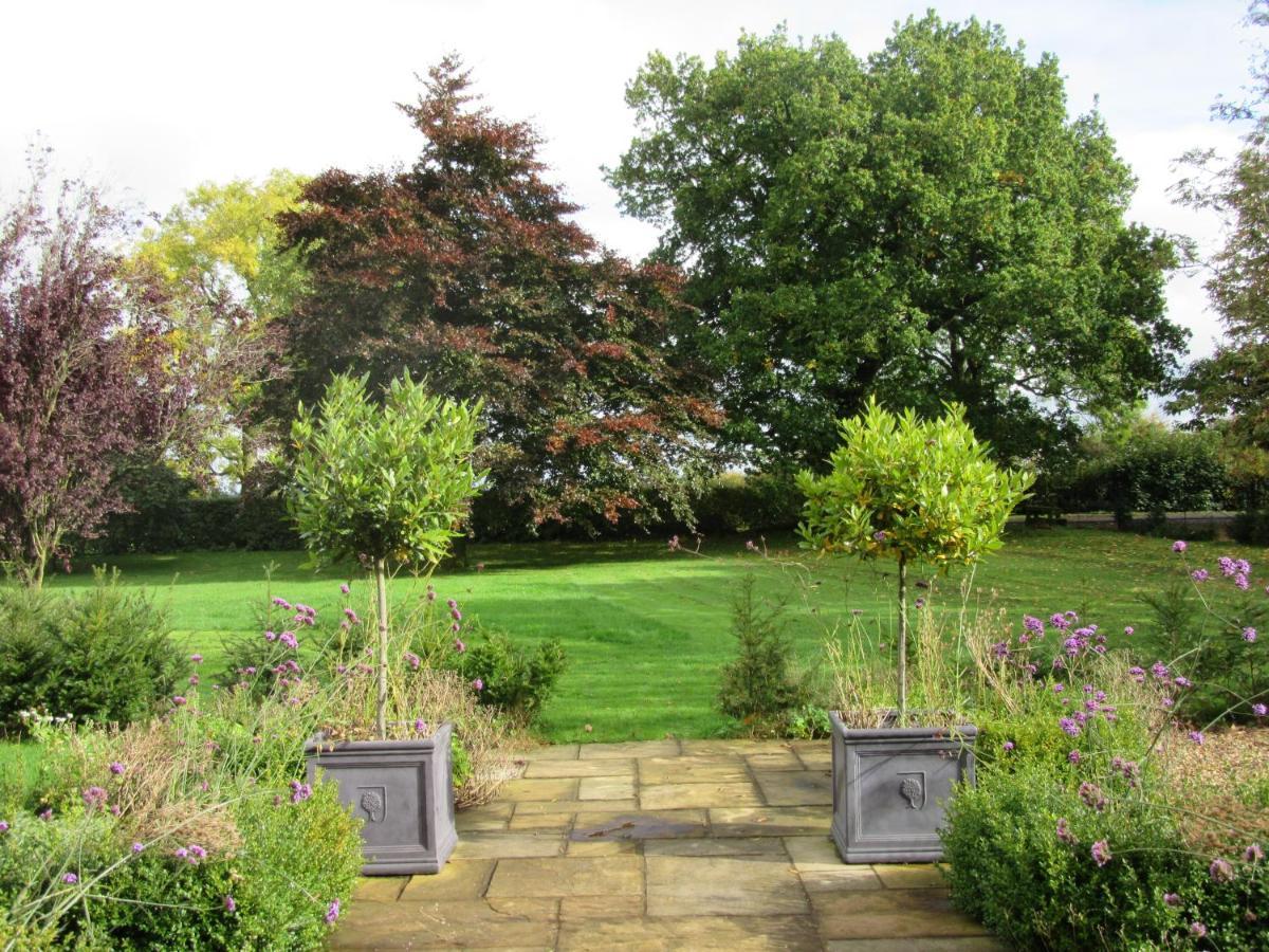 Bed and Breakfast Weston Hill Farm Moreton Pinkney Exterior foto